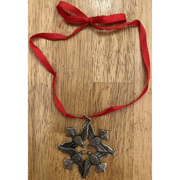 1971 Wallace Sterling Silver Peace on Earth Ornament w/ 4 Doves 28 gr. Medallion - Picture 2 of 5